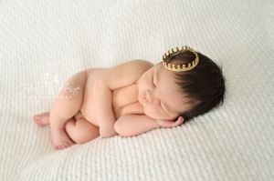 c7-Newborn Photographer-3.jpg